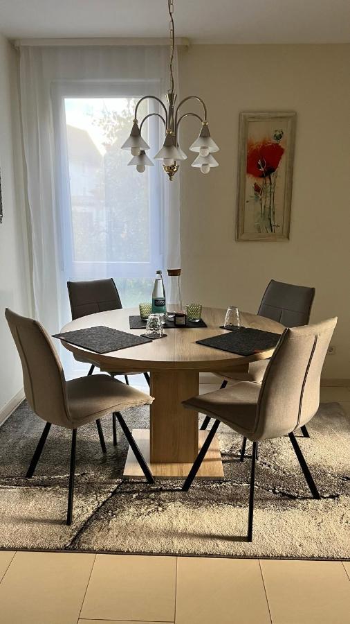 Apartment Centrally Located In The Rhine-Main Area Riedstadt Exterior foto